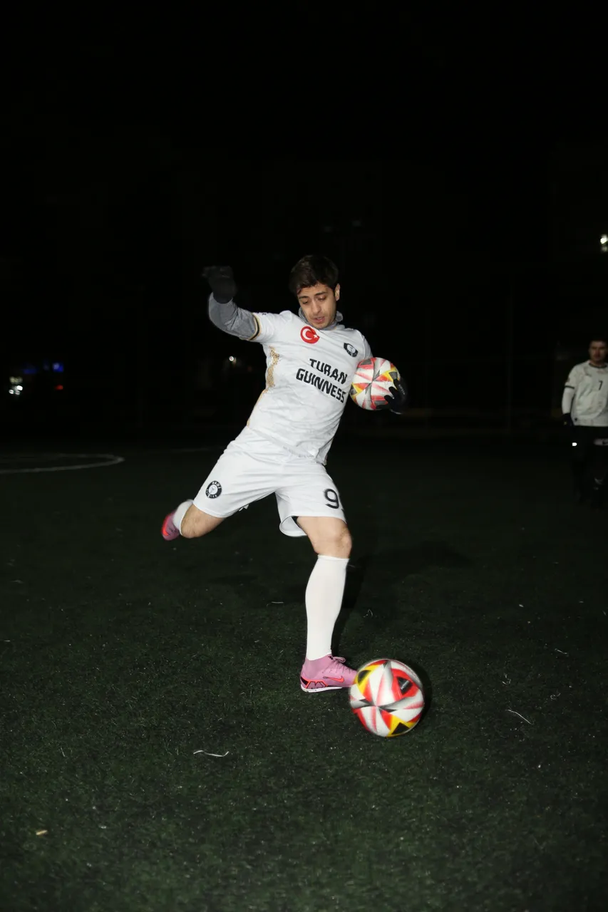 Hadi Beyler futbol maçı saha içi görüntüsü